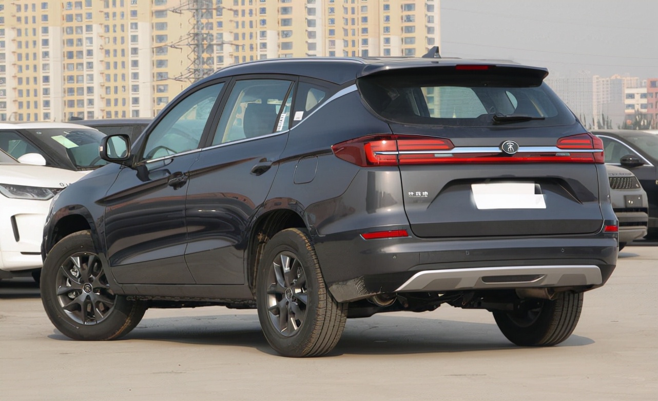 车主反馈19款比亚迪宋1.5t燃油版,宋plusdmi车主提车几小时就出问题