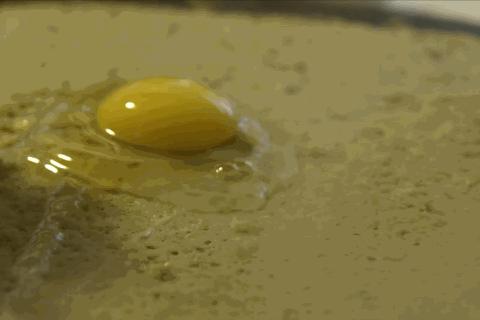 半夜刷《乐队的夏天》愣是给我看饿了