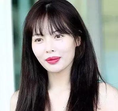 泫雅为什么要丰唇,泫雅太红了怎么办