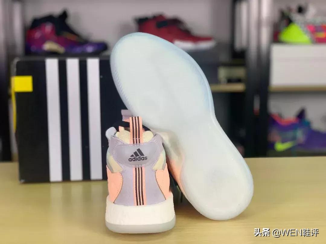 阿迪zoneboost红黑配色,阿迪boost性价比