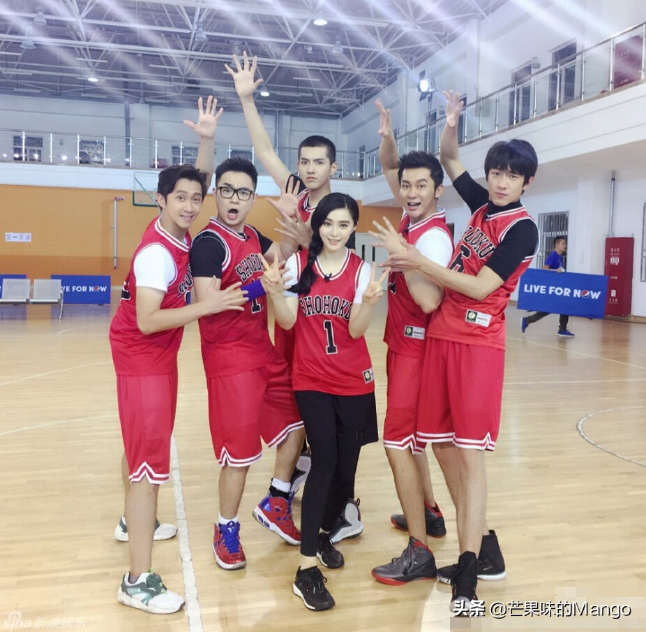 直男杀手锏？这件“土”T恤，竟然成了女生撩倒男神的秘密*器武**