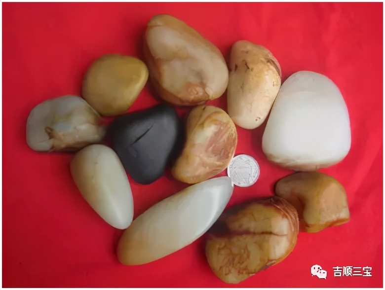 藕粉色和田玉如何辨别真假,和田玉珠子真假辨别对比图