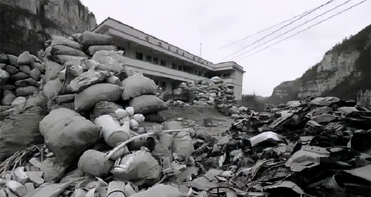 致富经垃圾堆里的商机,垃圾堆里亿万富翁