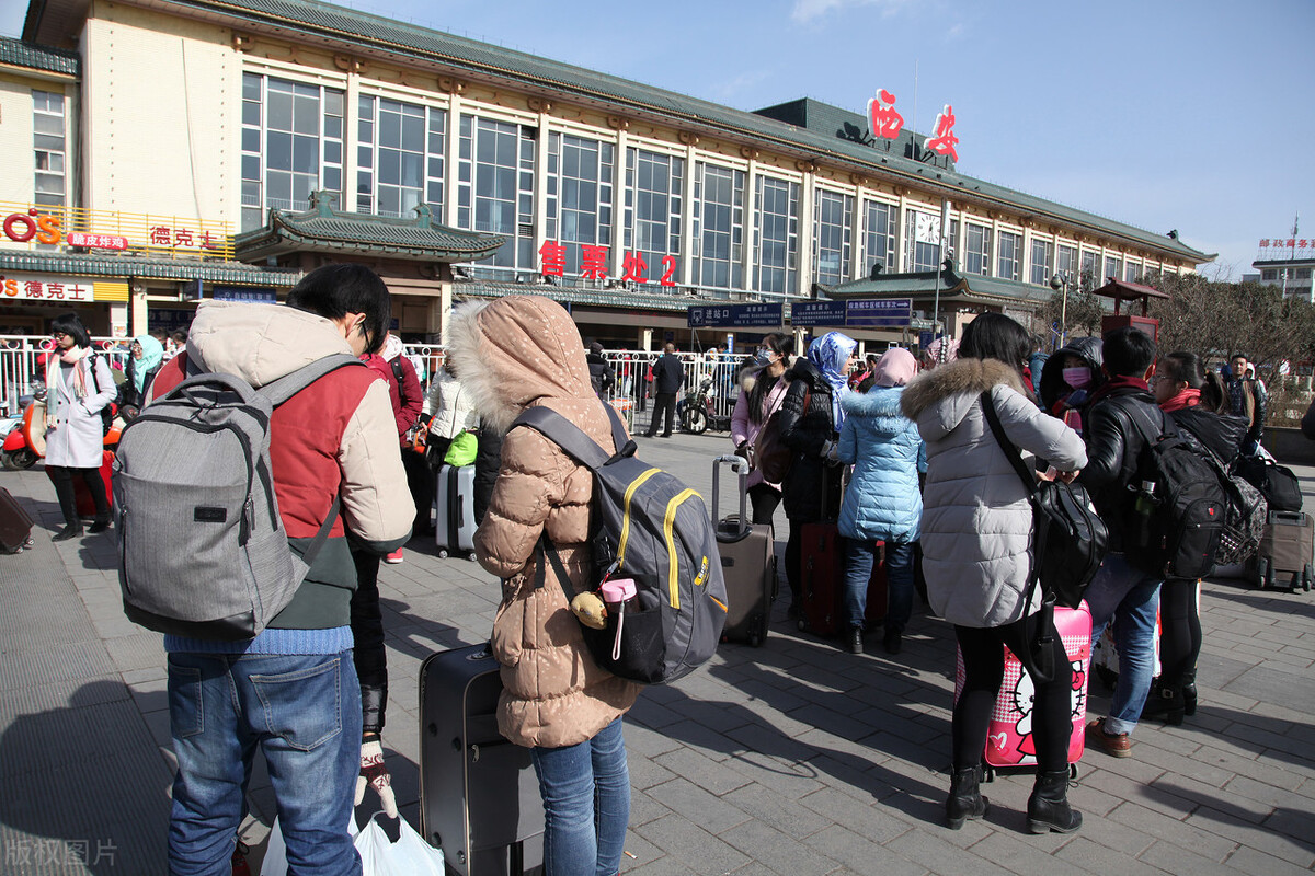 西安站和西安地铁站是同一个站吗,西安站到西安北站20分钟能到吗