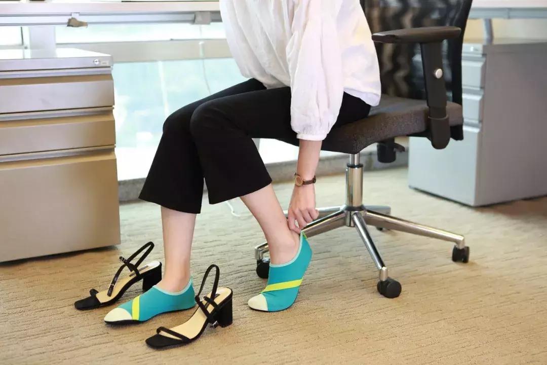 ins娼瀛愰瀷,ins鏃跺皻绌胯