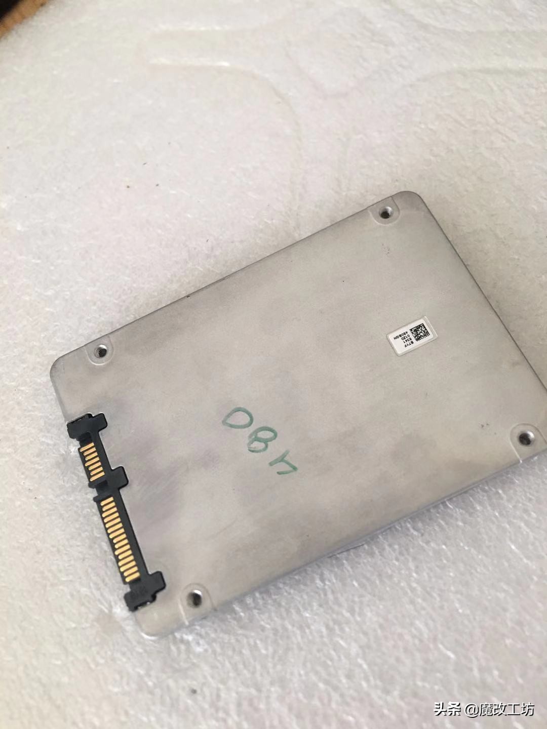 英特尔固态硬盘各型号性能对比,英特尔企业级固态硬盘可以买吗