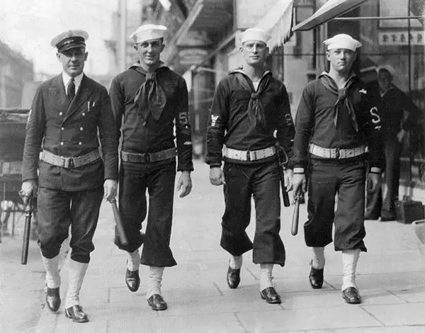 泪崩！1年1张，百年上海，老底子上海人都看哭了！