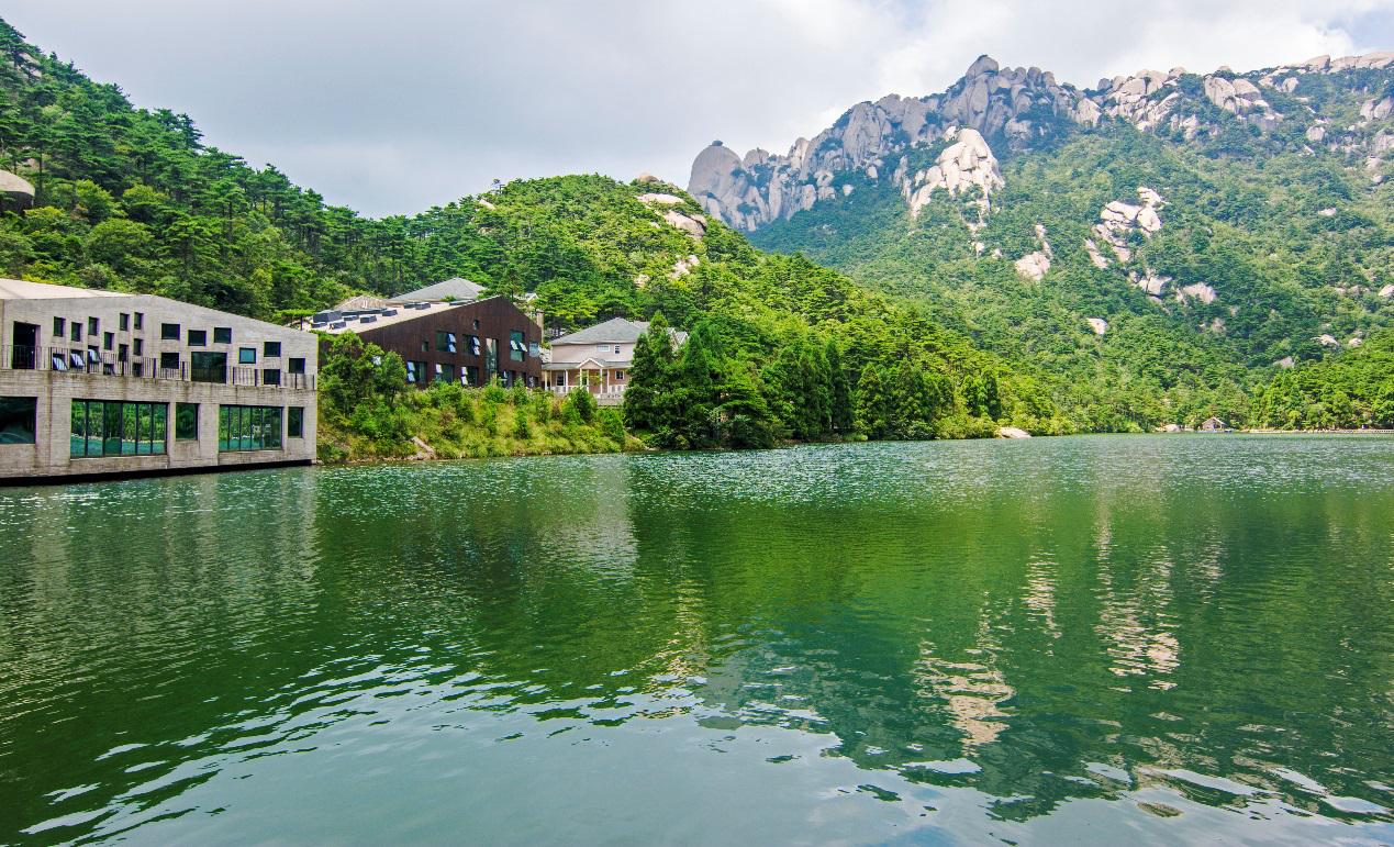 她的名字,我的山