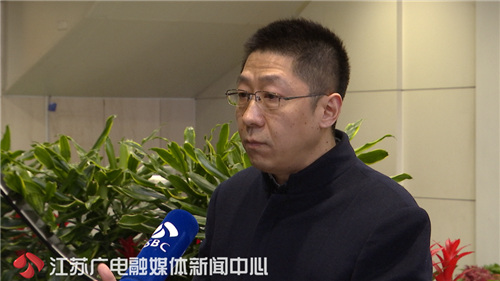 为什么抢票软件比12306便宜,用抢票软件和12306同时抢票冲突么