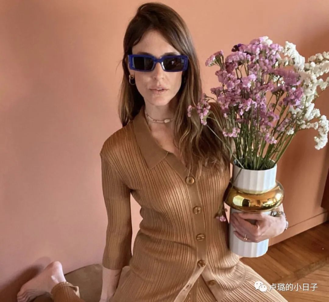 真正的法国女人,真正的巴黎女生冬天都在穿什么