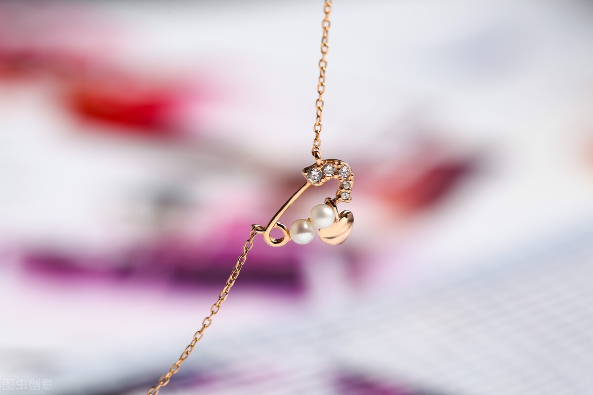 所有的饰品都是珍珠文案,你要的美容小店文案