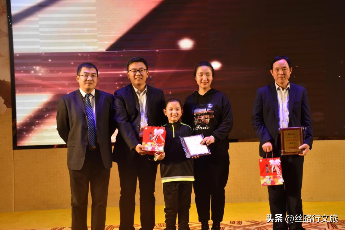 创新无限心怀未来，未来四方集团2019新春联谊会在邓园举行