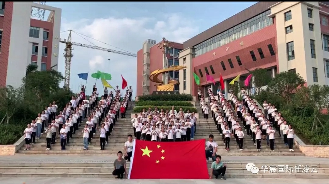 金猪辞旧玉鼠迎新,金猪纳福辞旧岁