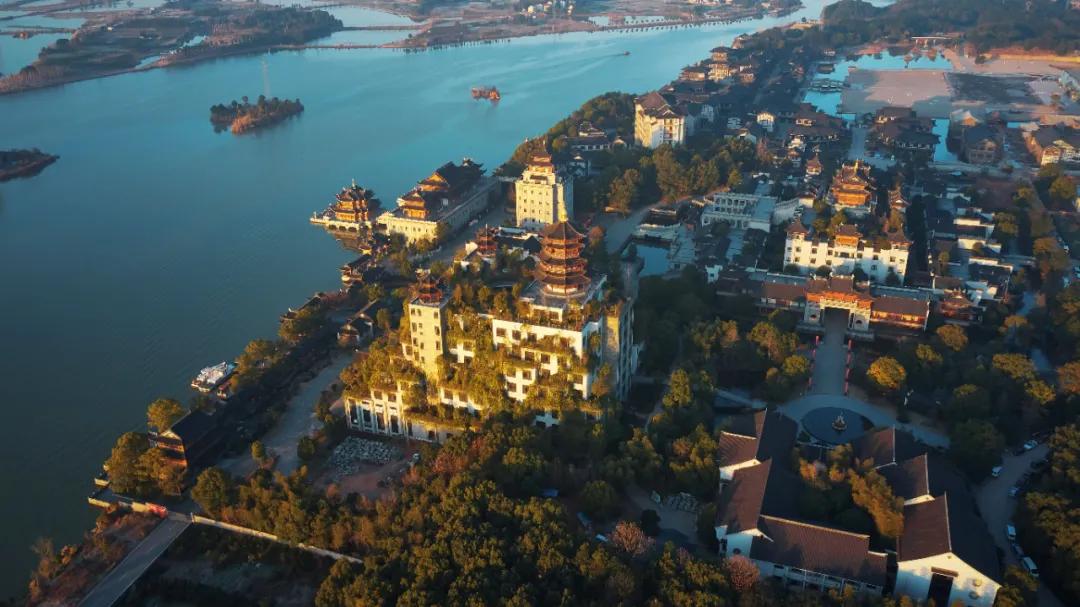 每顿人均20块，坐高铁来这座浙西小县城吃个过瘾