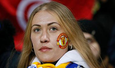 曼联球迷震撼场面,曼联主场球迷震撼场面