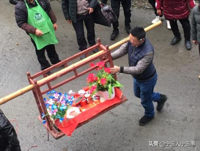 宁远婚俗抬“抬盒”还有几个人结婚会这么做
