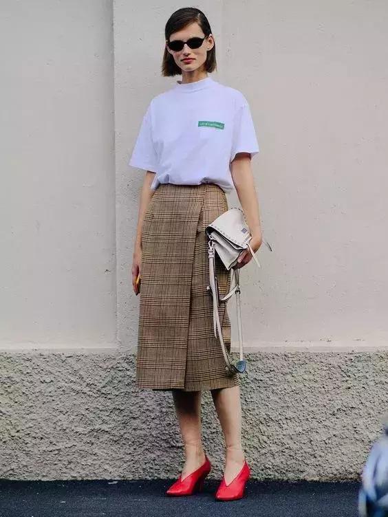 法式风适合什么鞋子 (2019流行的英伦风鞋)