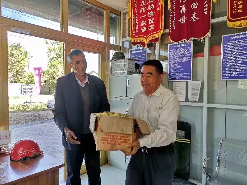 社区医生赵广书：扎根特克斯24年，为困难群众垫付医疗费20多万元