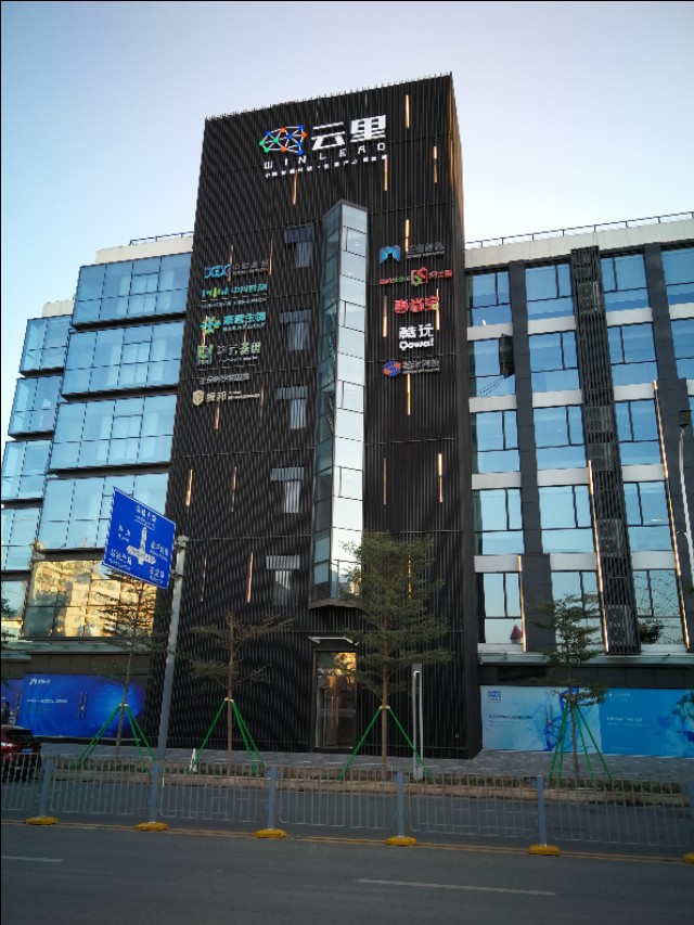 无人超市都卖什么,24小时无人超市购物体验