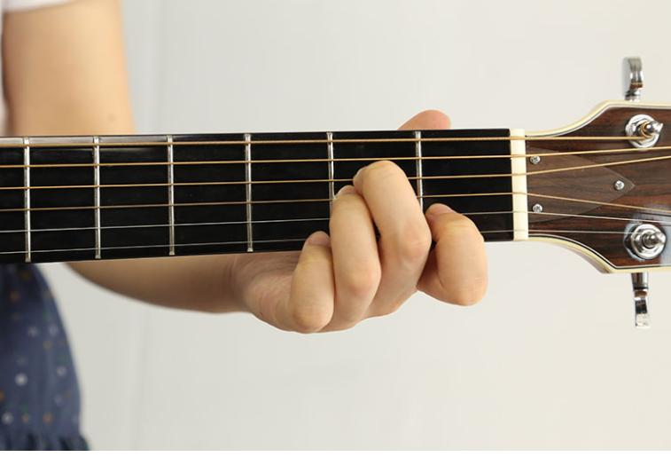 吉他怎么学指法,吉他如何学指法