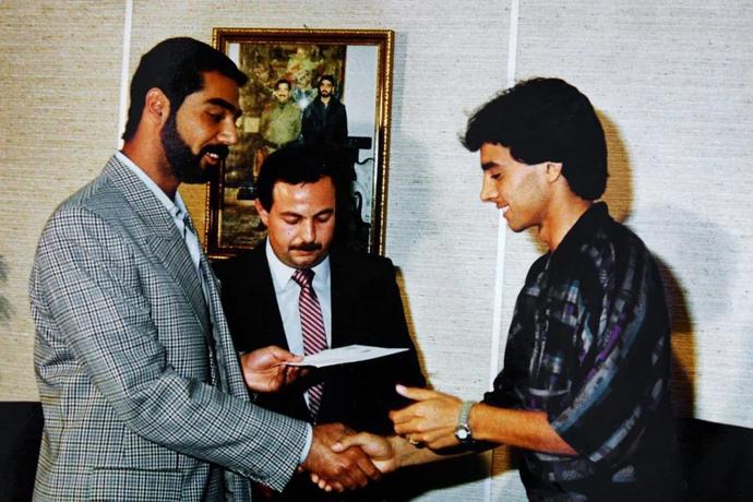 伊拉克足球英雄：生于*变政**，活于战争，死于病毒