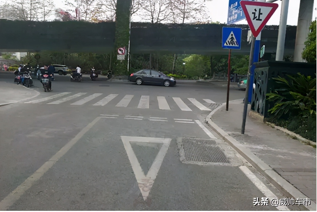 史上最难懂的交通标线,交通标线大全及注意事项