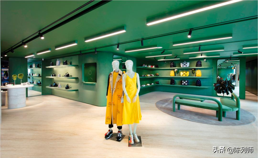 offwhite风格,白色品牌陈列搭配