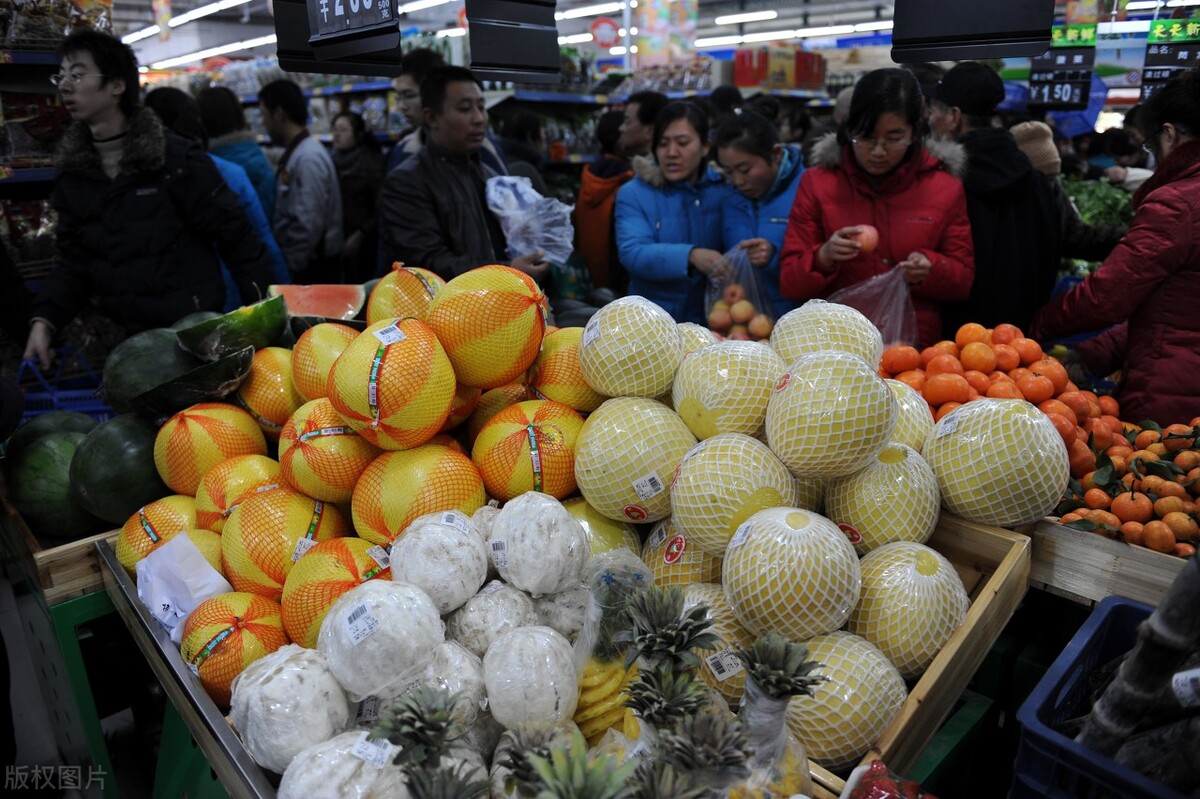 投资20万开水果店怎么回本,投资12万开水果店一年赚50万