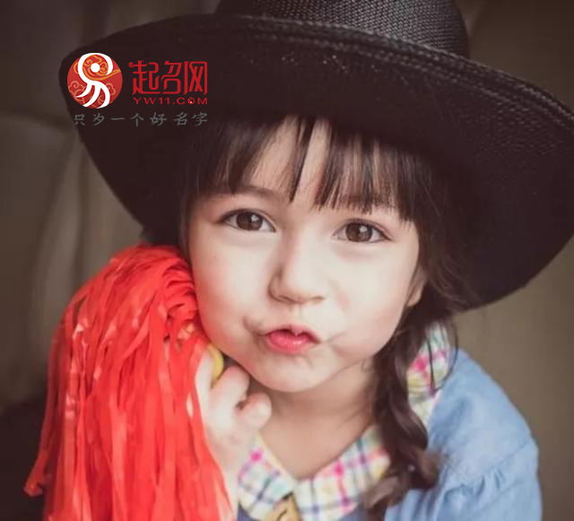 纳兰容若经典诗词女孩名,纳兰容若词适合起名的句子