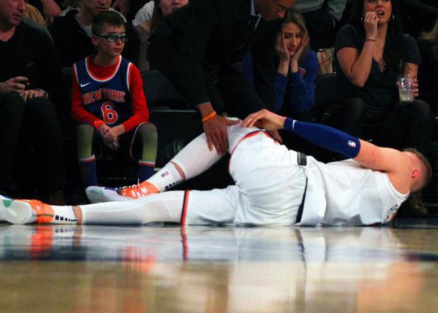 伦纳德韧带撕裂了吗,伦纳德右膝半月板撕裂