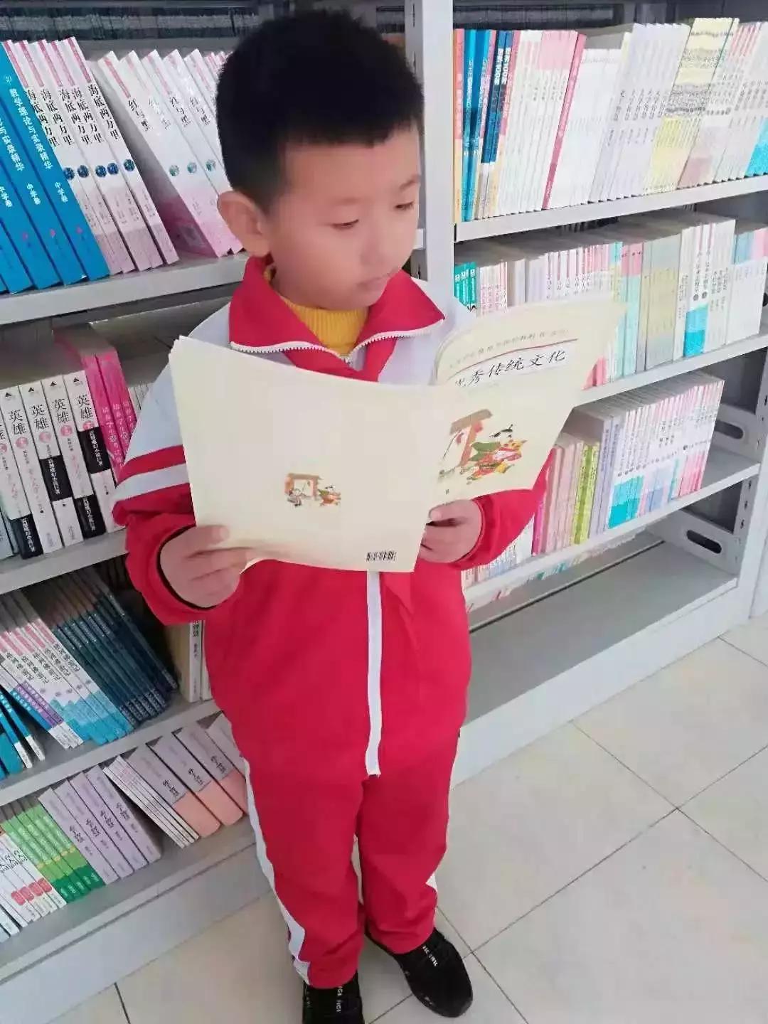 一双筷子引发的思考——董家镇柿子园小学开展了解筷子文化活动