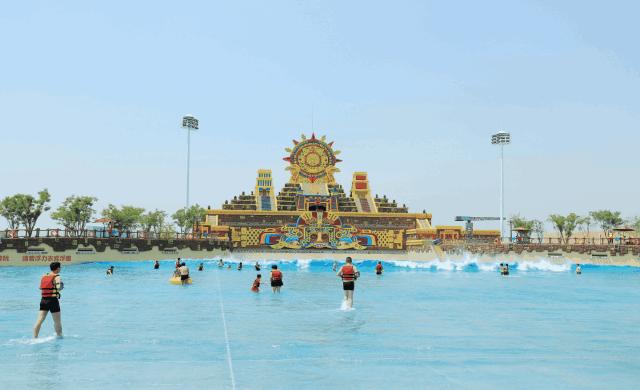 150000m²！天津欢乐谷的玛雅海滩水公园，真是太好玩了