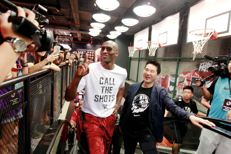 nba巨星科比去世,科比布莱恩特的偶像是谁