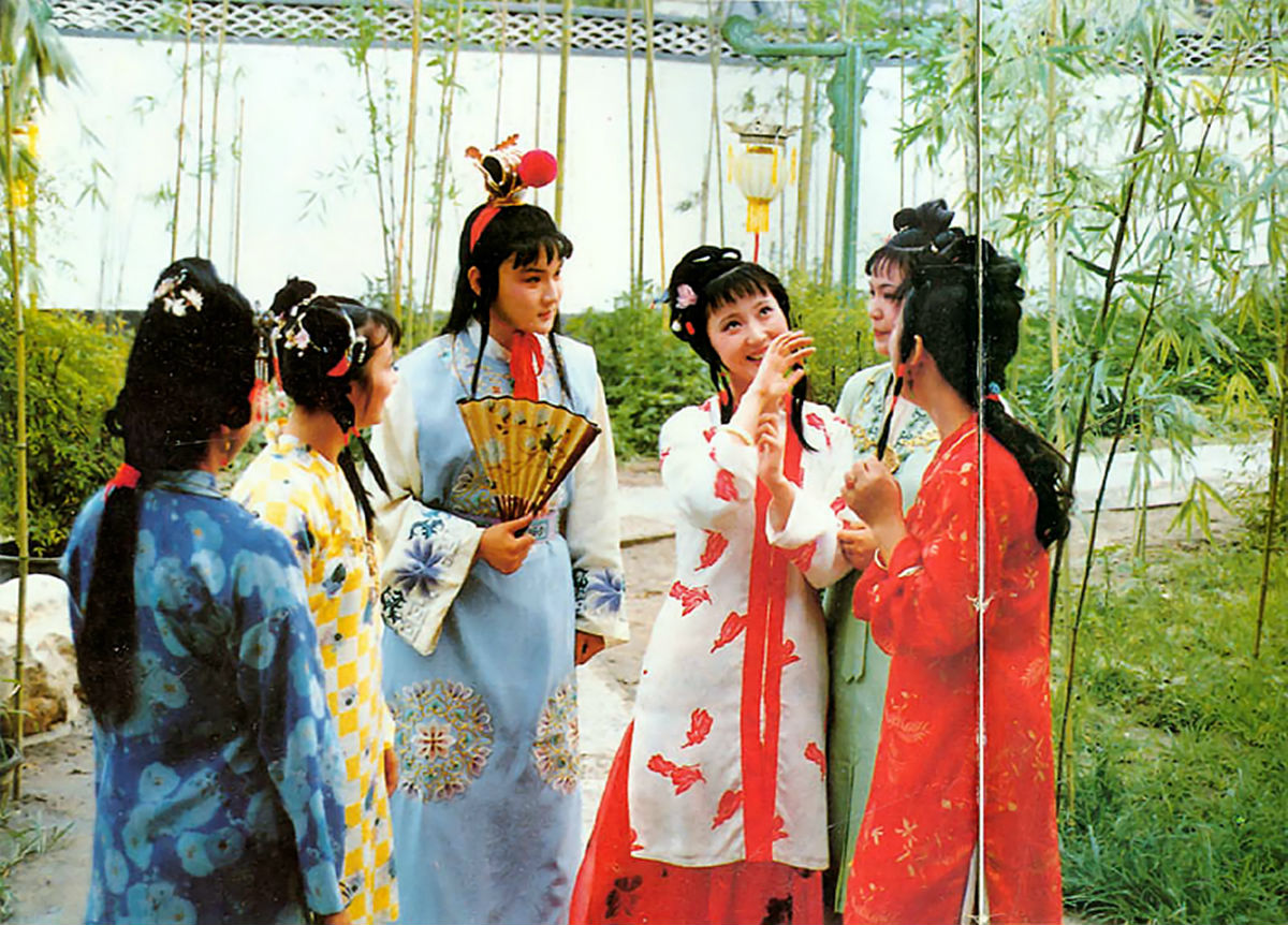 从红楼梦的真真国到哈哈镜花缘的白民国，揭示中日文化内涵大不同