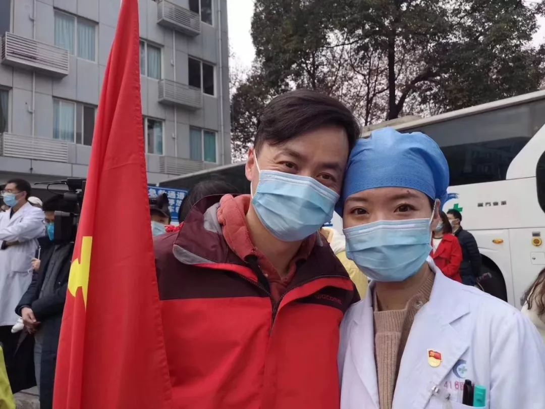 最帅的托尼老师成都,成都最帅最贵的托尼老师你会选谁