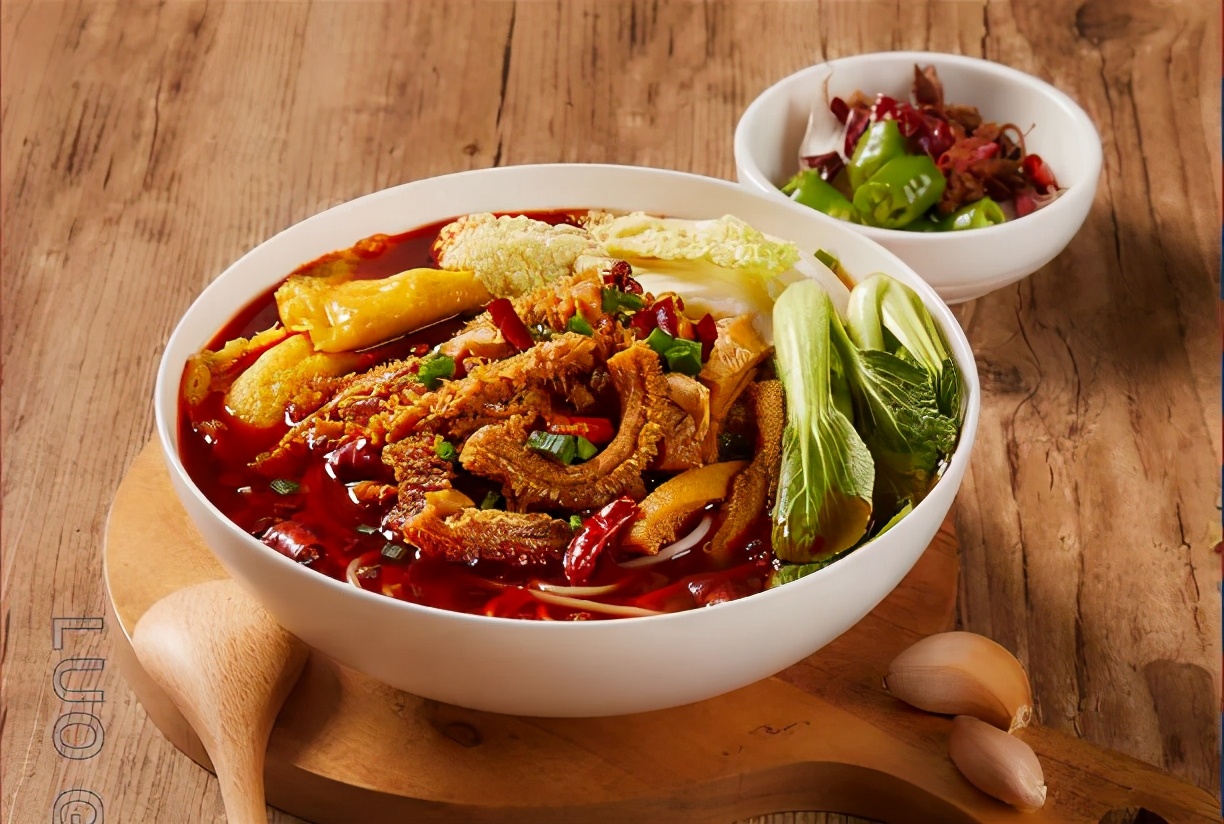 拌粉来啦~当夏天还未到来，罗罐中带来了新品