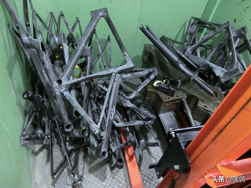 史海钩沉论古今,史海钩沉同义词