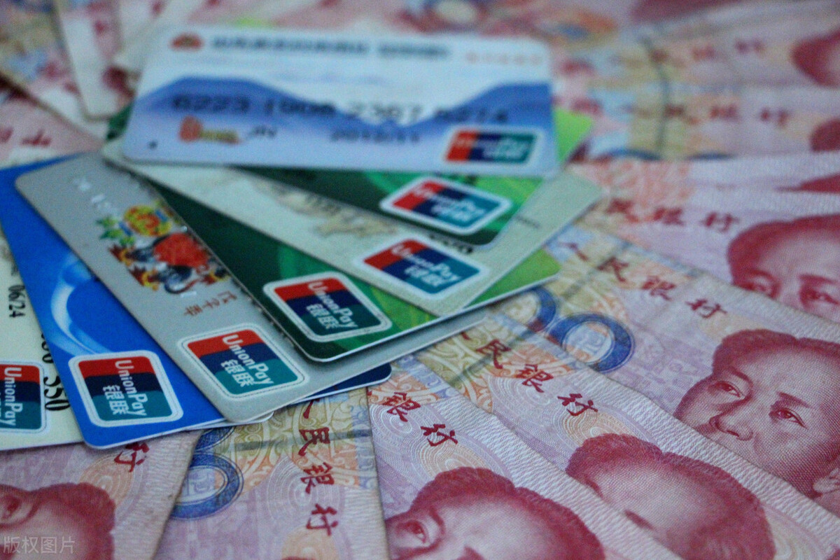 欠债不还犯了什么法,对欠债不还的老赖法律上怎么处理