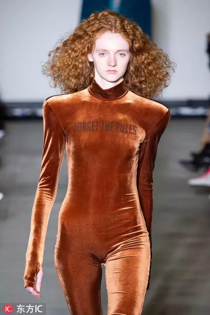 粉色打底适合什么颜色的外套,最适合女生的颜色