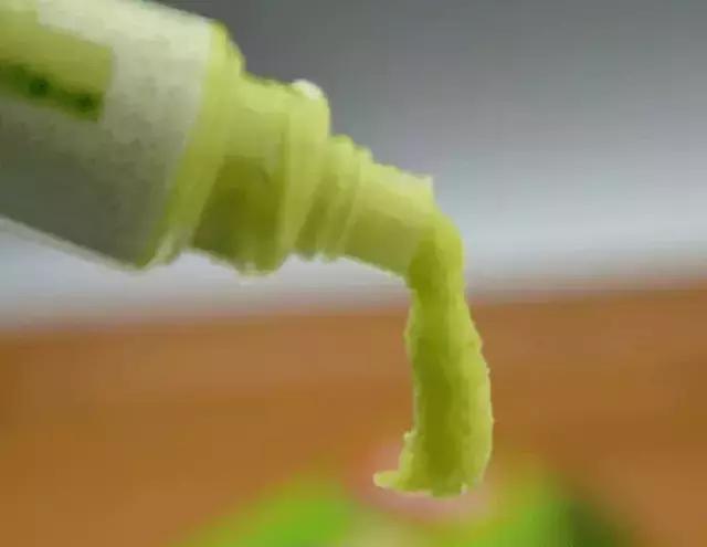 高级芥末是辣根还是山葵,芥末和辣根山葵的区别动画