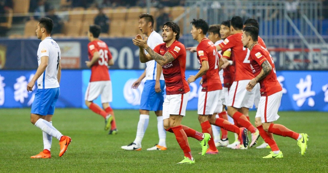 曝广州队或放弃亚冠,曝广州队巨星确定离开中超