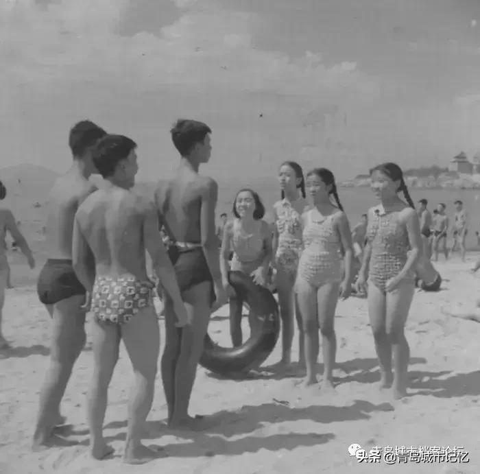 老电影小小足球队,60年代老电影小足球队员完整版