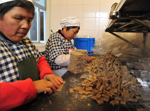 适合穷人的18个创业加盟项目农村,在农村创业投资小见效快的项目