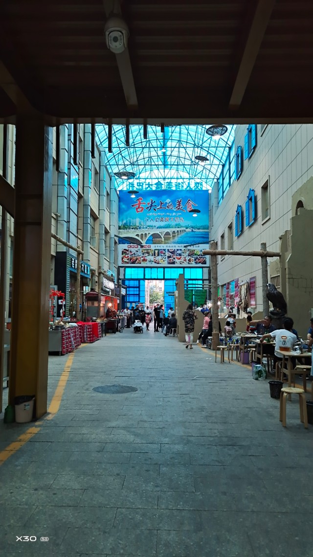 去伊犁的汉人街,不到喀什不算来过新疆