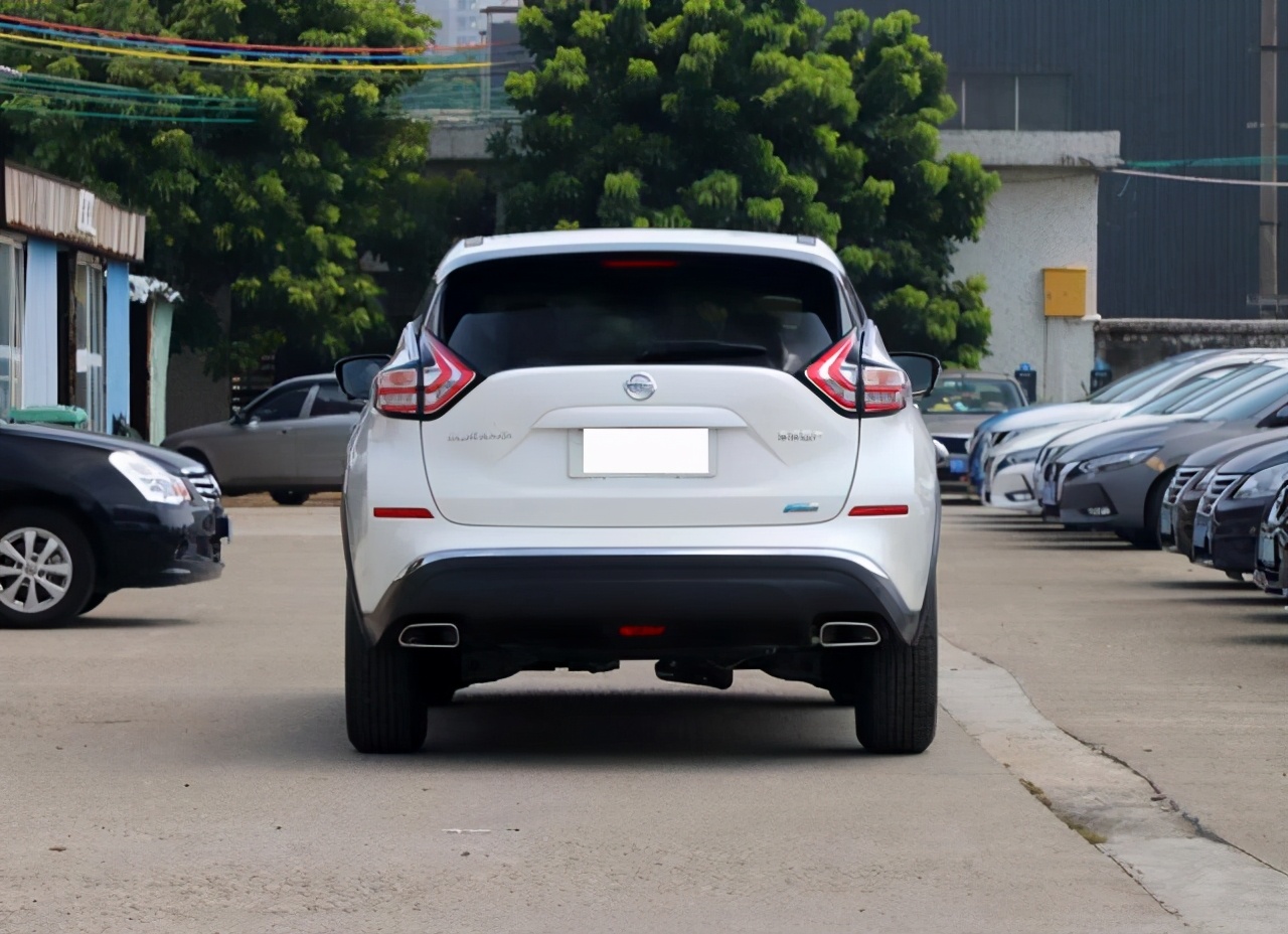 日产楼兰与汉兰达哪个值得买,日产楼兰27万左右提车感受