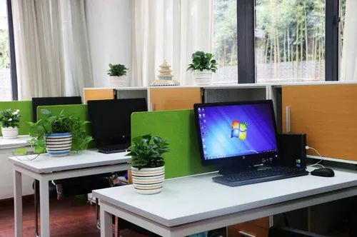 名校巡礼之石笋街小学