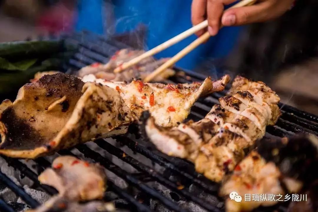 一处小众目的地！这里有酸汤辣子蘸出来的美味，吃一口就丢魂！