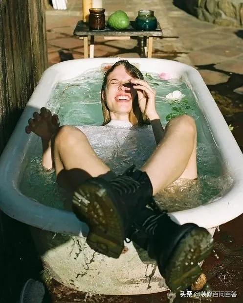 7平米卫生间有浴缸最佳布局图,4平米卫生间正方形能放小浴缸吗