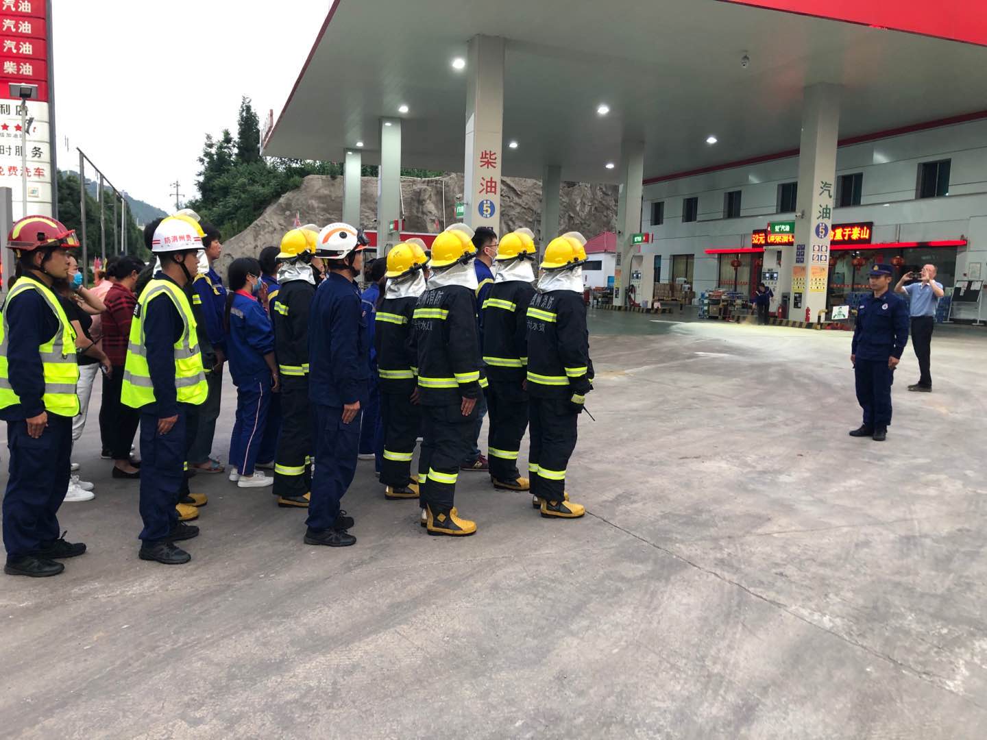 消防培训演练忙安全知识记心间,消防培训及防火逃生演练