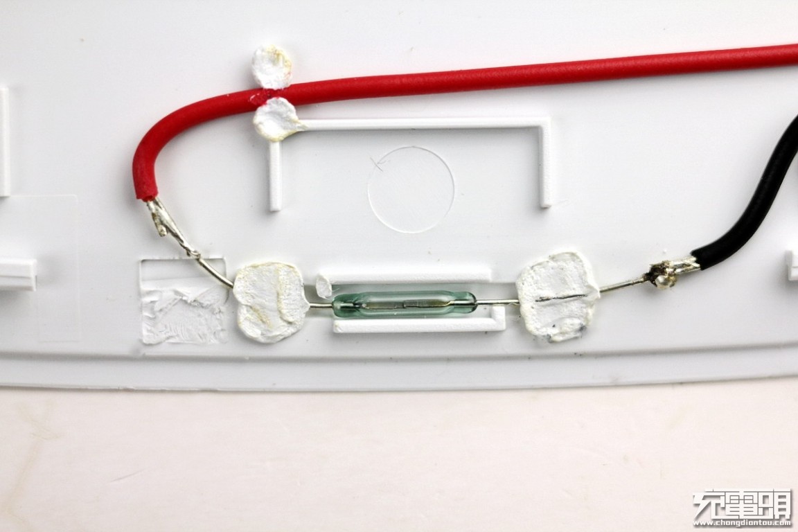 摩米士无线充电电源,摩米士无线充电